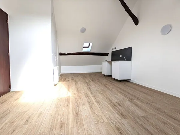 Studio 1 pièce 17 m²