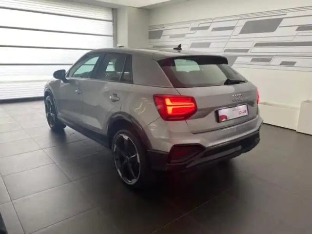 Audi Q2 35 tdi 150ch design luxe s tronic 7 — photo 5