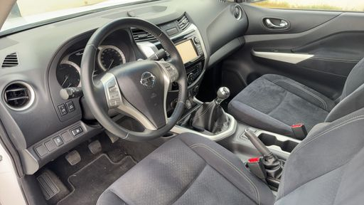 Nissan NP300 Navara 2.3 dCi 160 King Cab 4WD - N-Connecta – 2016 – 71806 km – Diesel – Boîte Manuelle — photo 22