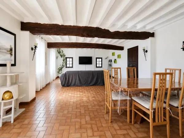 Propriété 8 pièces 161 m²