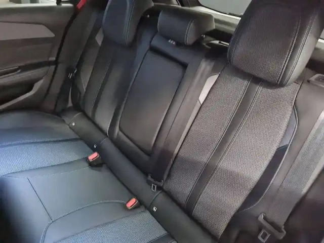 Peugeot 308 hybrid 145 e-dcs6 — photo 61