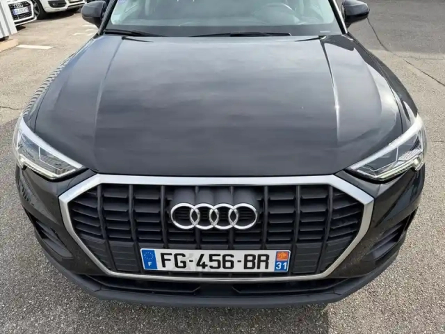 Audi Q3 35 tfsi 150 ch — photo 49