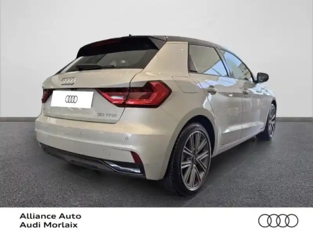 Audi A1 sportback 30 tfsi 116ch design s tronic 7 — photo 4
