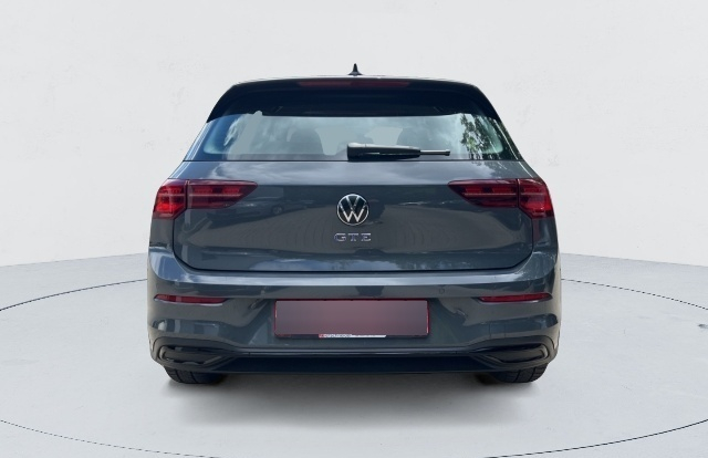 Volkswagen Golf 8 — photo 2