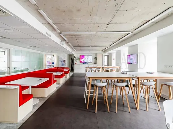 Bureaux 1141 m²