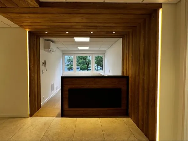 Bureaux totalement rénovés - 137m2 - Rue Henry bordeaux