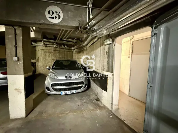 Parking 11 m²