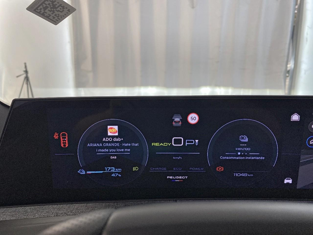 Peugeot 3008 electrique 210 ch 73 kwh gt — photo 13