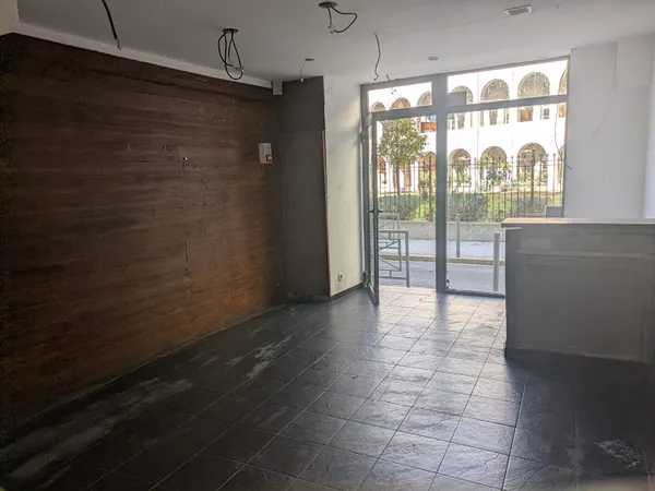 Local commercial 52 m²