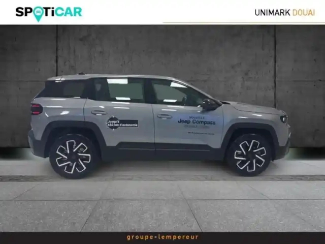 Jeep Compass electrique 213ch 157kw altitude — photo 4