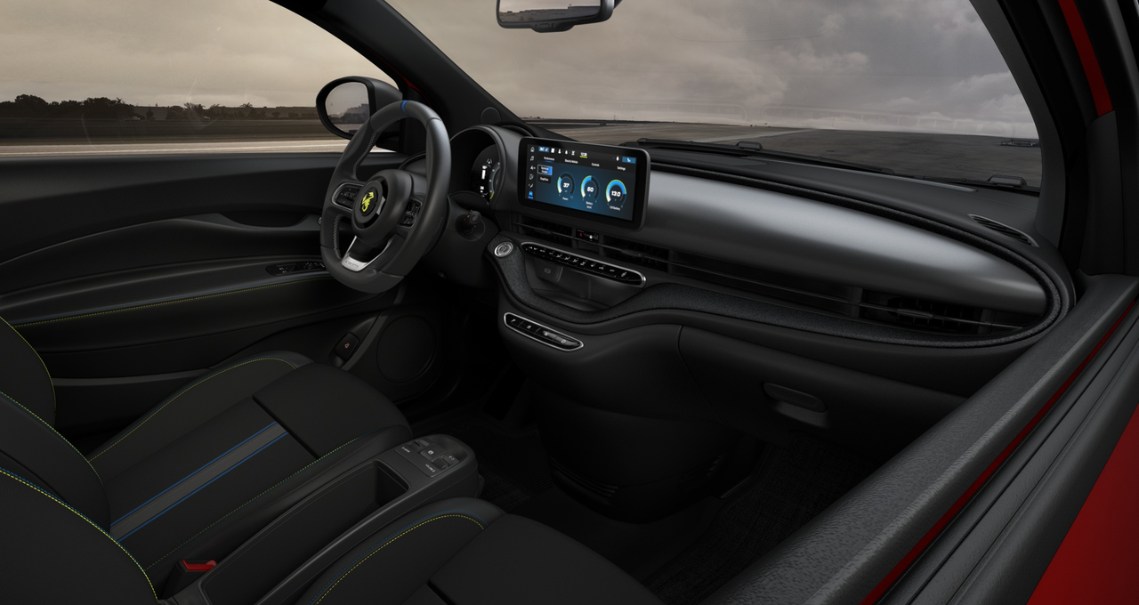 Abarth 500C e 155 ch — photo 10