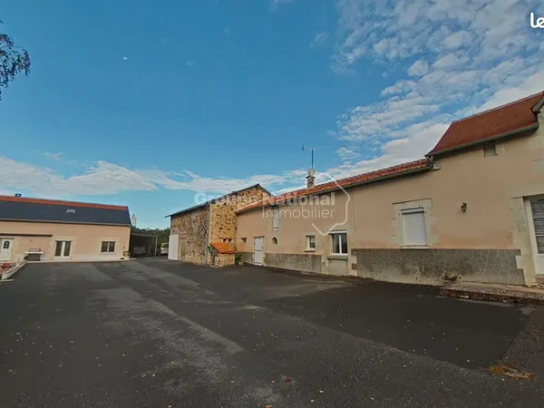 Gîte 11 pièces 259 m²