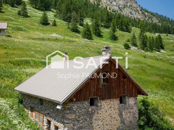 Chalet d'alpage à Fréjus