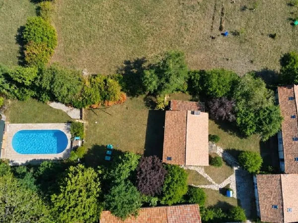Hôtellerie et restauration Vente Sauzé-Vaussais 14p 312m² 297870€