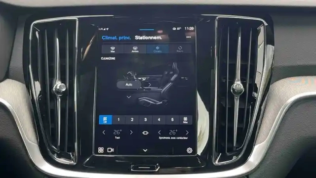 Volvo V60 t6 awd hybride rechargeable 253 ch + 145 ch geartronic 8 — photo 18