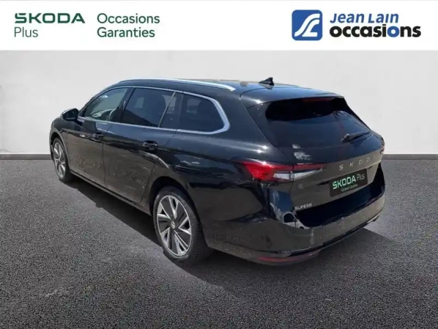 Skoda Superb combi 2.0 tdi 150 ch scr dsg7 — photo 11