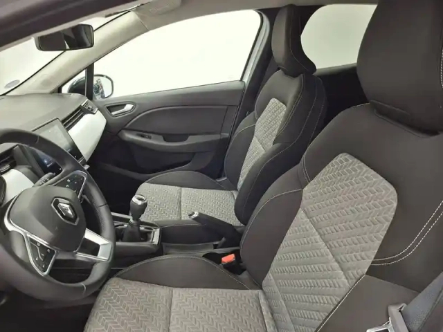 Renault Clio tce 90 — photo 39