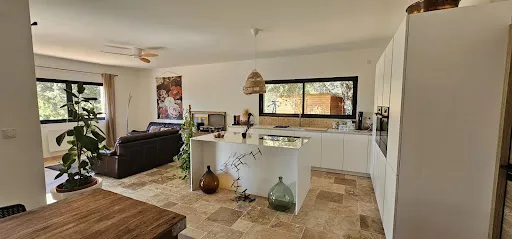 Maison 8 pièces 200 m²