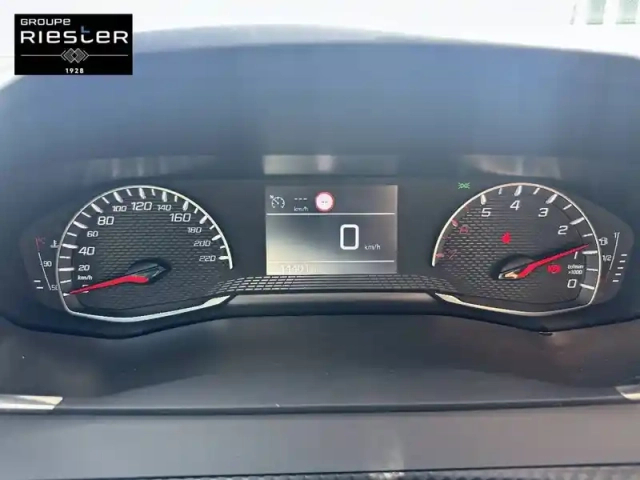 Peugeot 208 puretech 75 s&amp;s bvm5 — photo 10