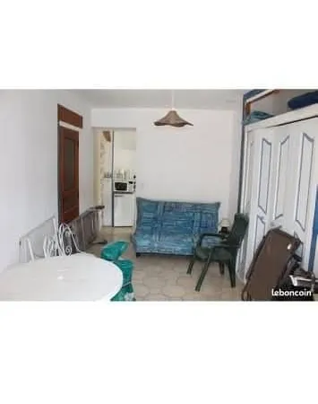 Studio indépendant piscine terrain