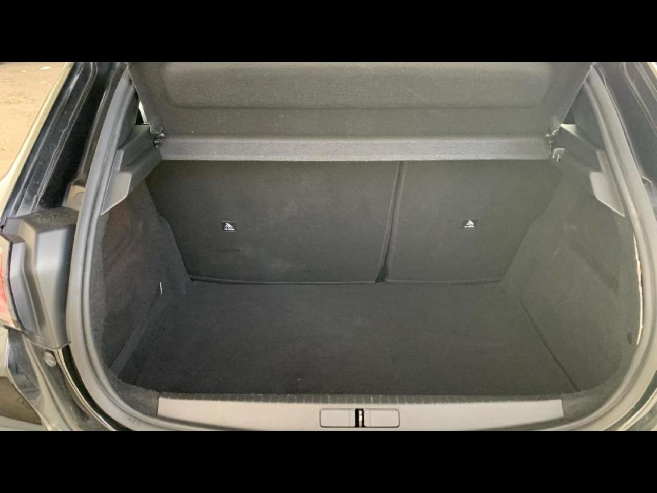 Peugeot 208 1.5 bluehdi 100ch s&s allure — photo 14