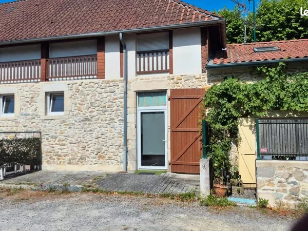 Location F3 curistes