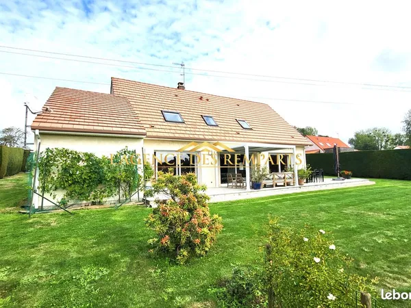 Villa 7 pièces 158 m²