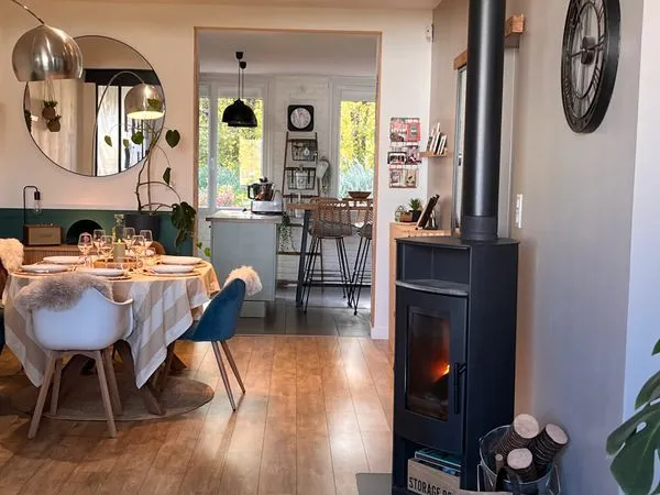 À vendre entre particulier - Maison familiale rénovée de 121,5 m² avec jardin arboré, terrasse et so