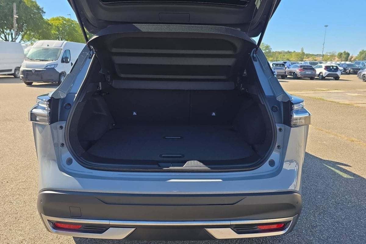 Nissan Qashqai — photo 11