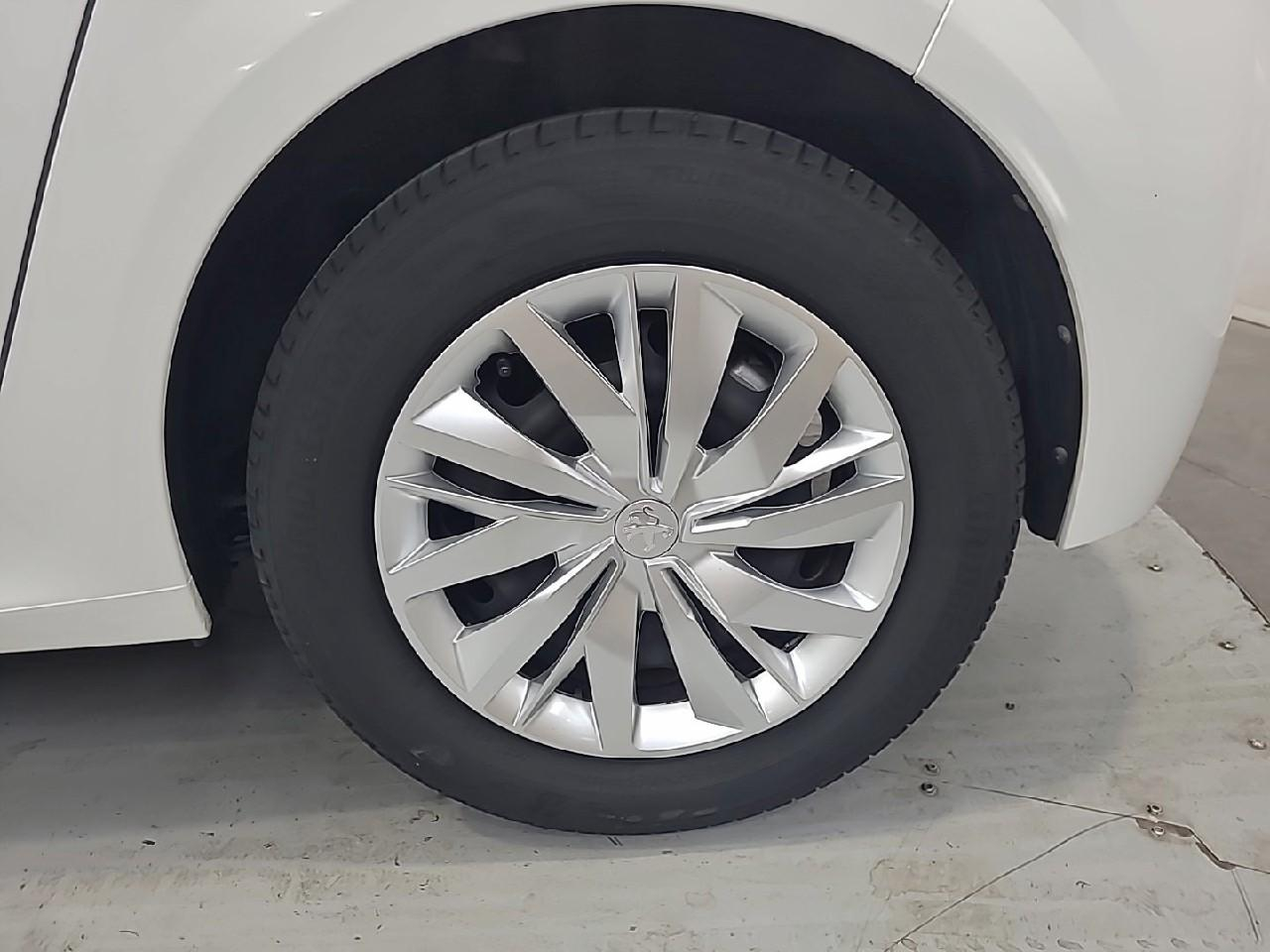 Peugeot 208 bluehdi 100 s&s bvm6 premium — photo 16