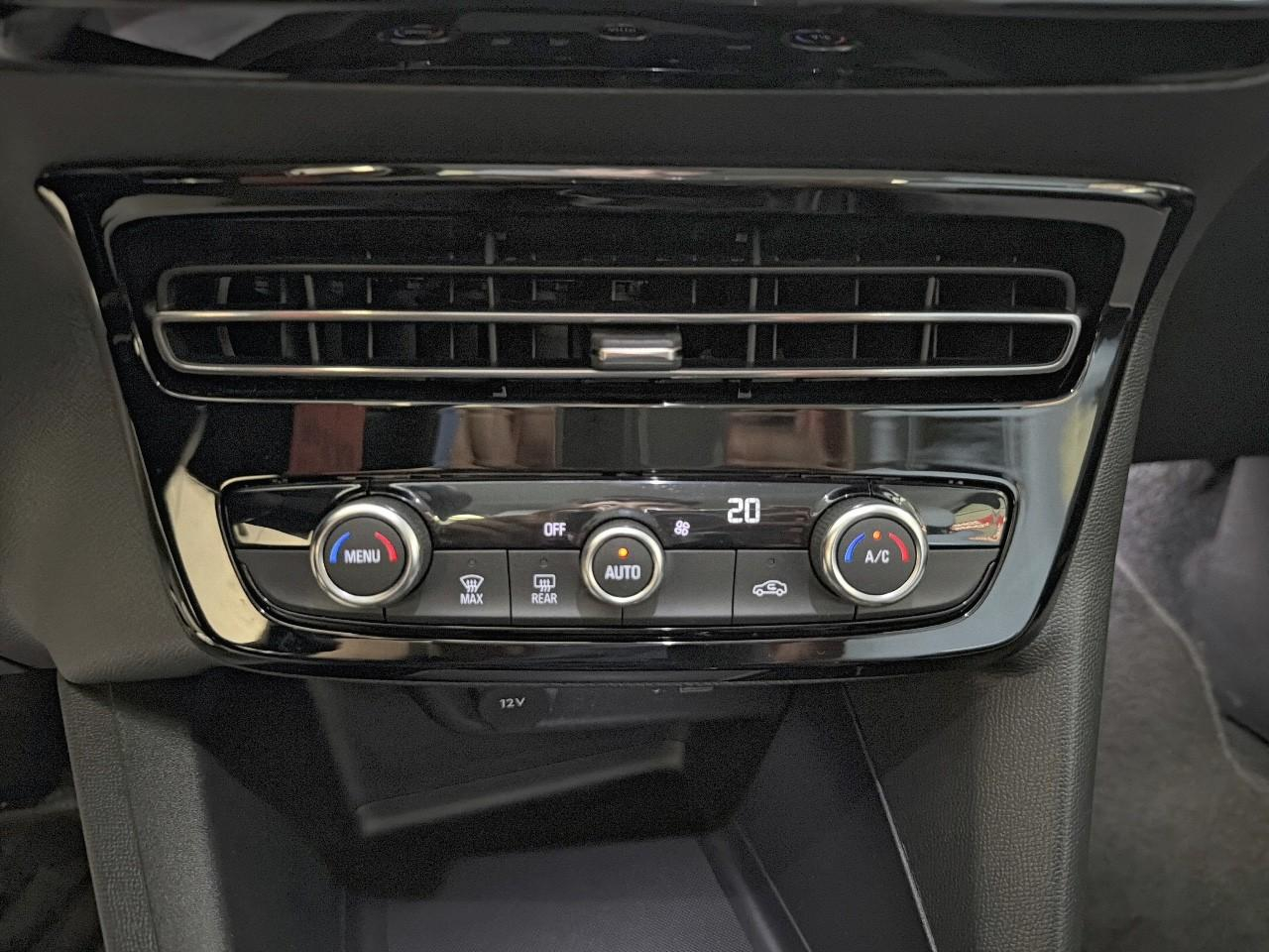 Opel Mokka 1.2 turbo 100 ch bvm6 elegance — photo 15