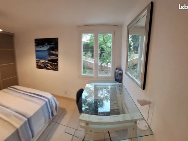Location chambre étudiante dans bas de villa