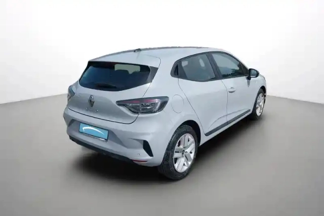 Renault Clio blue dci 100 ch gsr2 — photo 6