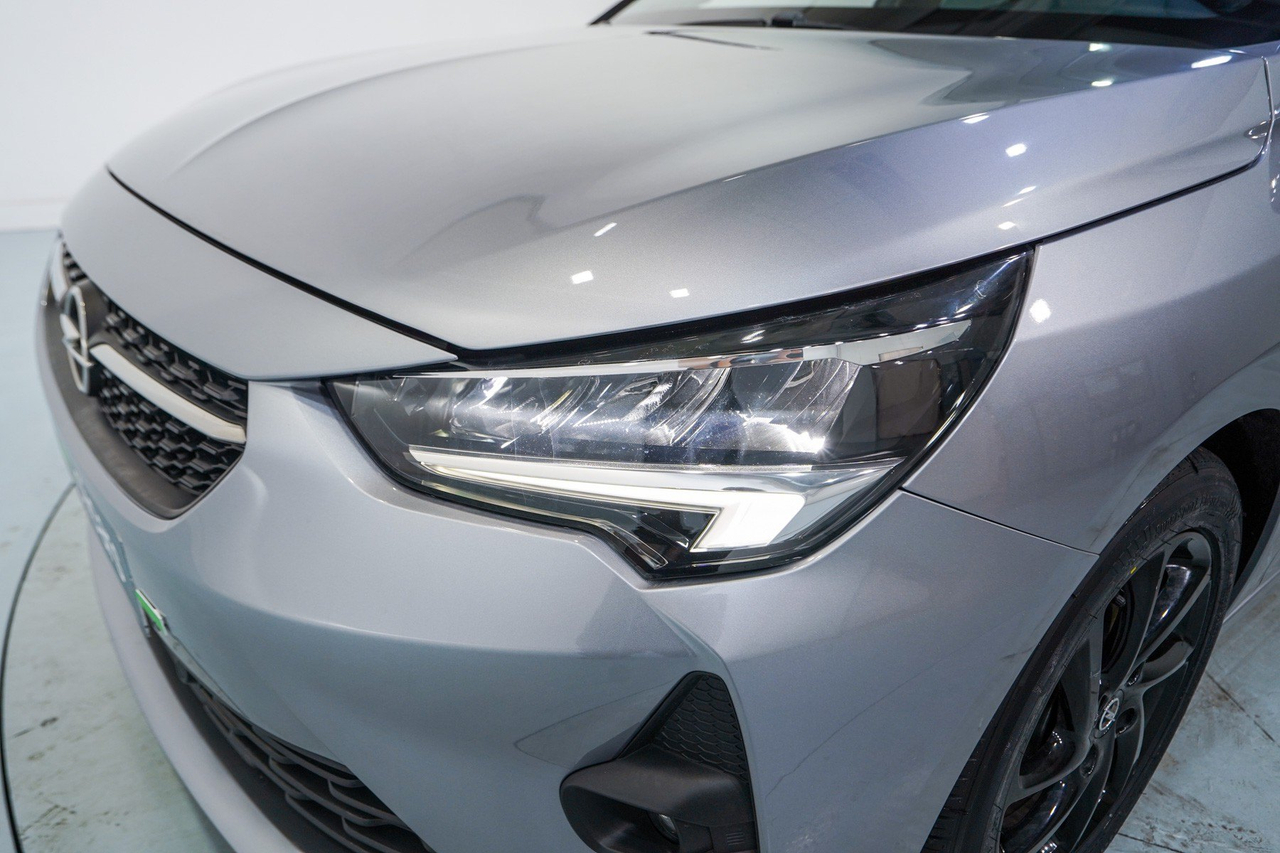 Opel Corsa — photo 9