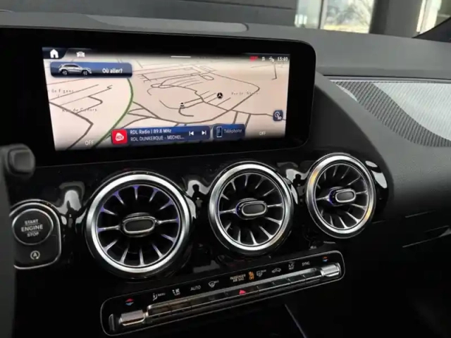 Mercedes Gla 200 d amg line — photo 29