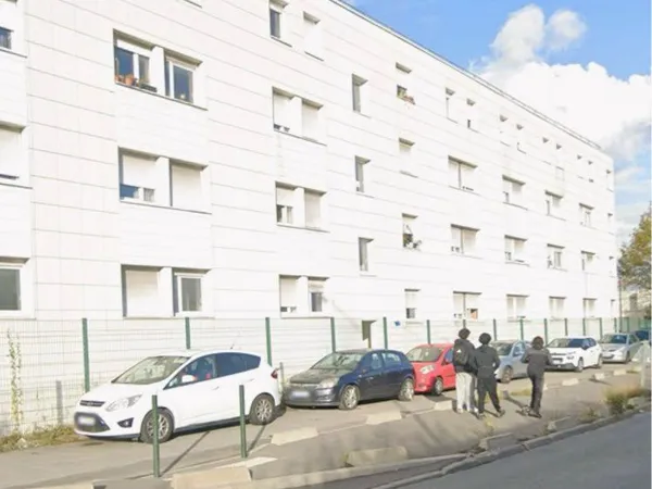 1 place disponible a foyer je cherche 1 colocataire