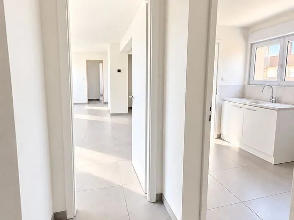 Appartement 5 pièces 80 m², balcon et vue, Saint-Dié