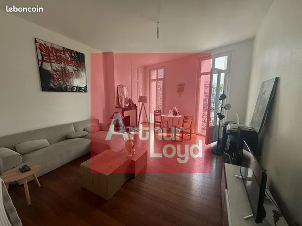 IMMEUBLE 220 m² AGEN
