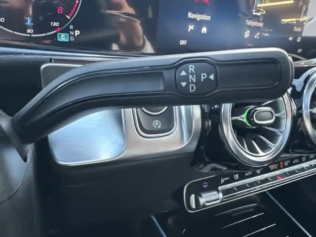 Mercedes Glb 200 d amg line — photo 16