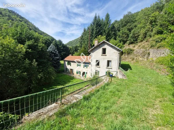 Propriété 6 pièces 68 m²