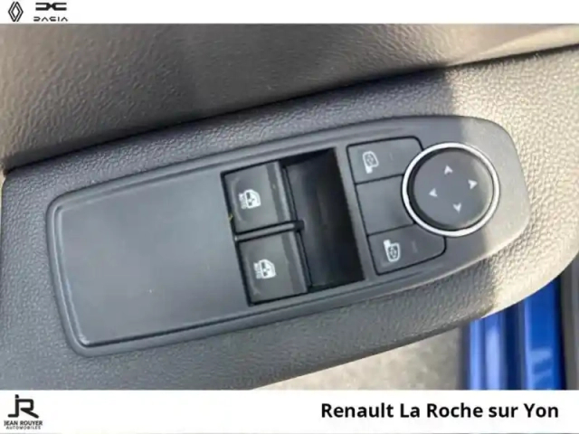 Renault Clio 1.0 tce 90ch evolution - 24 — photo 8