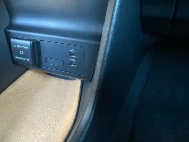 Mazda Mx-30 e-skyactiv ev 145ch prime-line 2022 — photo 17