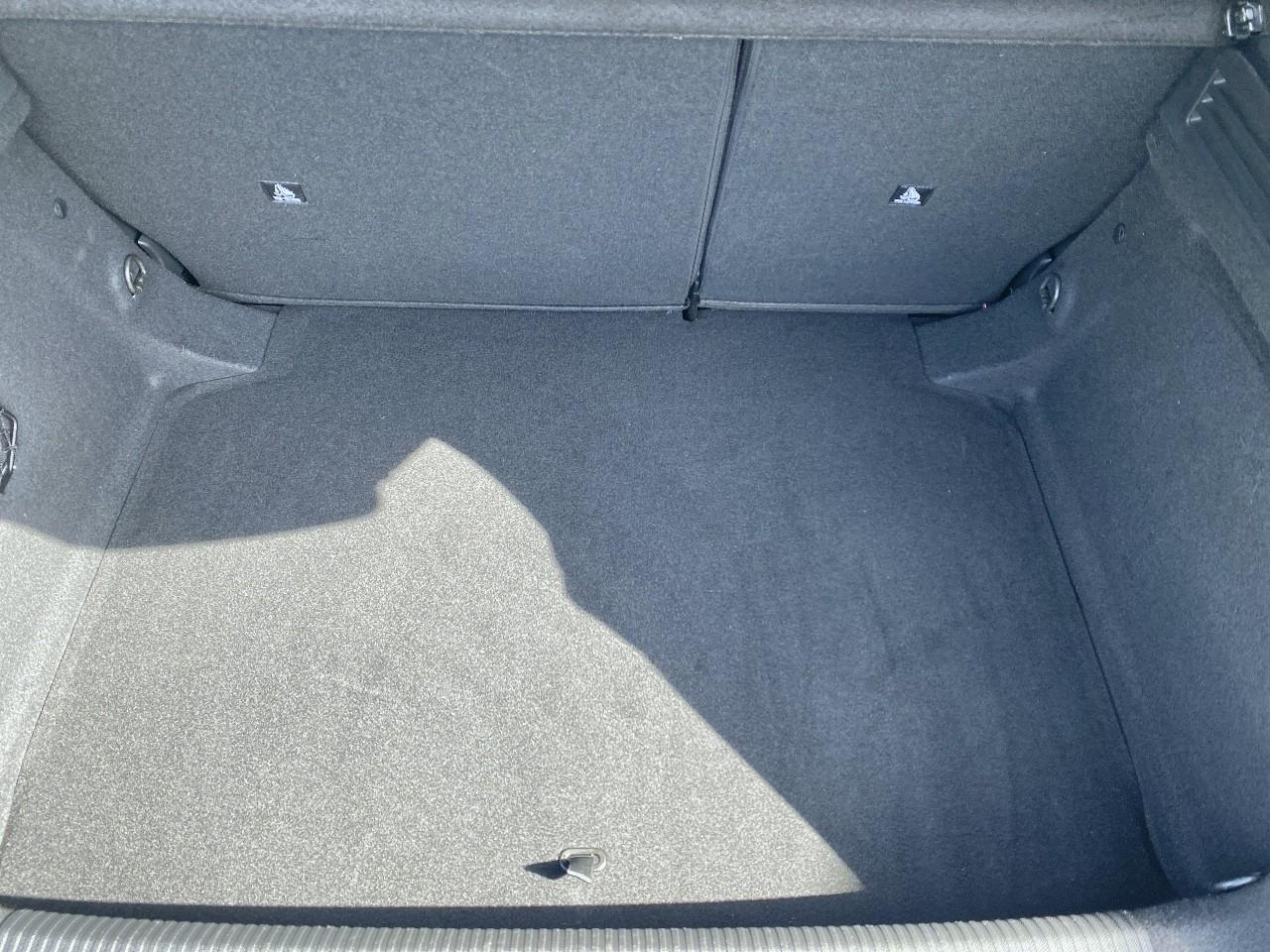 Peugeot 308 1.2 hybrid 145ch allure e-dcs6 — photo 6
