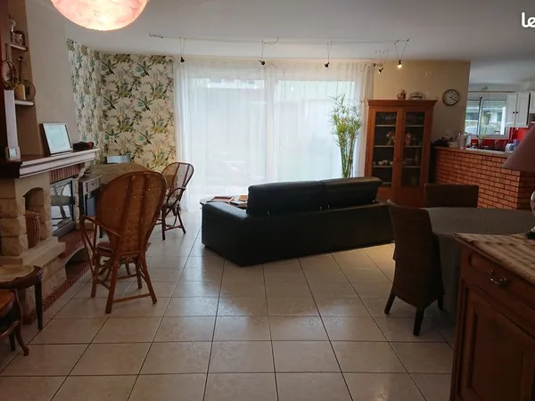 Vends maison dans quartier cheminot
