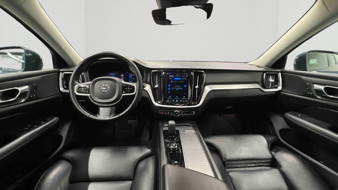 Volvo V60 B4 AWD 197 ch Geartronic 8 — photo 9