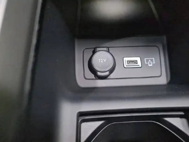 Peugeot 308 hybrid 145 e-dcs6 — photo 45