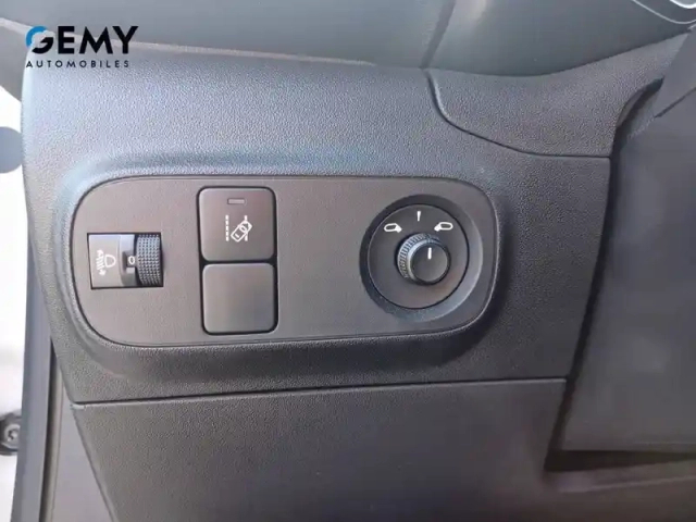 Citroën C3 puretech 83 s&amp;s bvm5 — photo 13