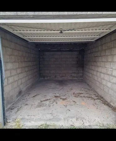 Garage box à louer