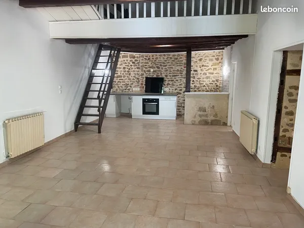 LOCATION APPARTEMENT 2 PIECES 55m2