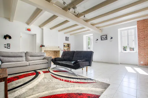 Maison 5 pièces 140 m²